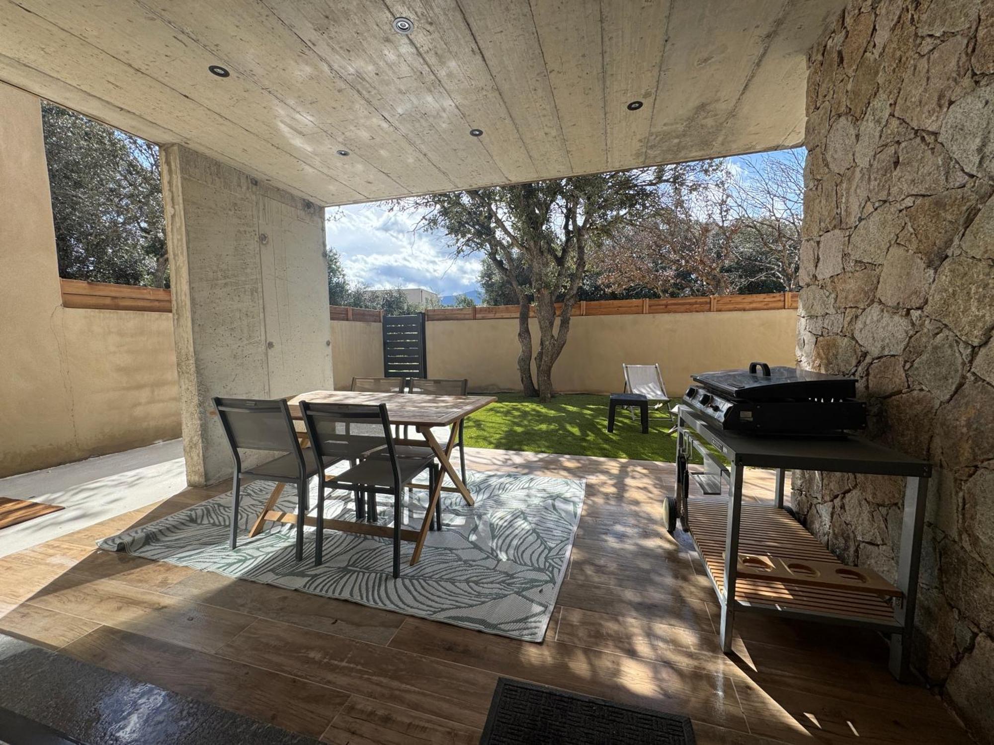 Aria Linda Belgodère Exterior foto